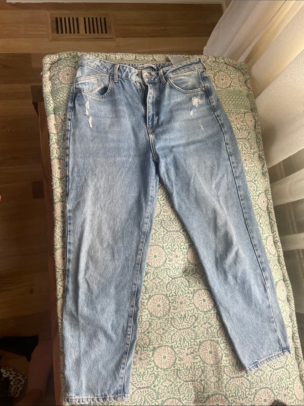 Zara Light Blue High-Waist Straight Jeans